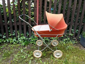 Retro dětský kočárek - 2
