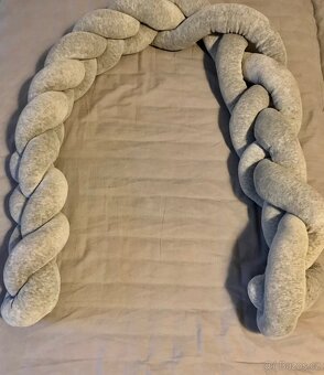 Mantinel do postýlky - 2