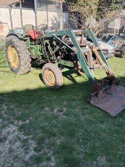 Traktor John Deere - 2