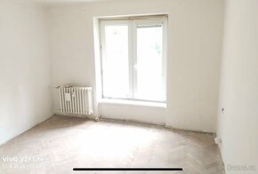 Prodej bytu 2 + KK v Dobrušce - 2