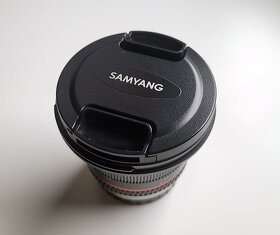 Prodám Samyang 12mm/f2,0 pro Fuji X - 2
