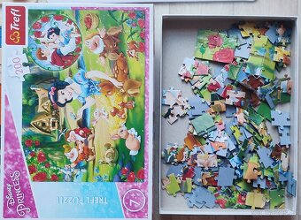 Drobné hračky: puzzle, kuličkodráha, auta, značky, Duplo.. - 2