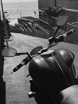 Ducati Monster 821 - 2