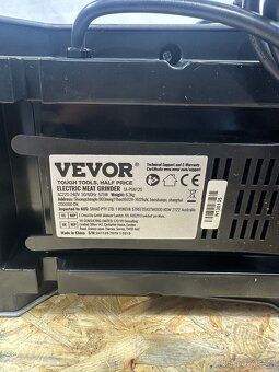 Komerční elektrický mlýnek na maso 575W - 2