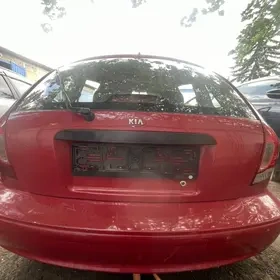 Rio Kia 1.5 benzínové motor 2003 - 2