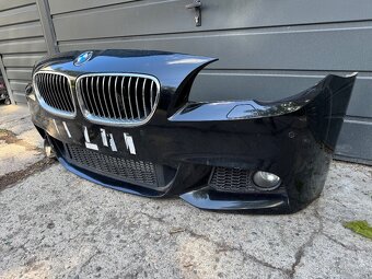 BMW F10/F11 M-Paket přední nárazník nastrojený - 2