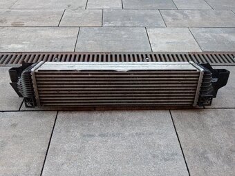 Chladič vzduchu-turba-intercooler BMW X1 F48 ORIGINÁL - 2