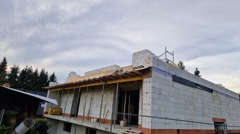 Stavební stojky, nosníky, šalovací desky, křížové hlavy atd. - 2