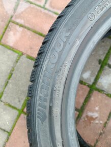 225/45/18 95W HANKOOK 6-7milimetrů, 2KUSY ZIMNÍCH PNEUMATIK - 2