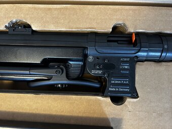 Expanzní samopal MP 40 - 2