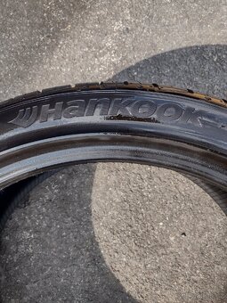 285/35 R22 Hankook - 2