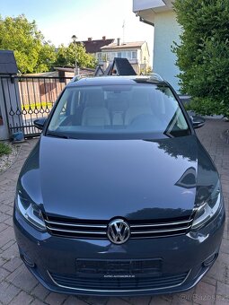 Volkswagen Touran 2014/ 103 kw/ DSG - 2
