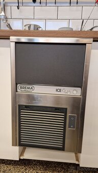 Výrobník ledu BREMA 246 s odpadním čerpadlem - 2