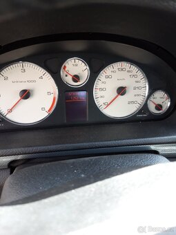 Peugeot 407 - 2