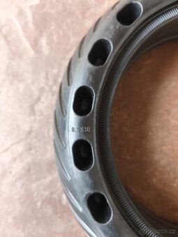 BLUETOUCH 8.5" pneumatika bezdušová - 2