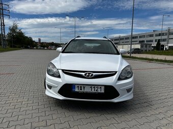 Hyundai i30 CW 1.6 92Kw / 2010 - 2