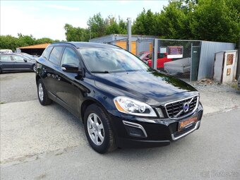 Volvo XC60 2,0 D 5ti válec, 1.MAJITEL - 2