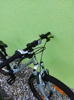 Značkové dětské horské kolo SPECIALIZED 24" (stříbrná) - 2