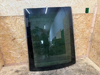 STŘEŠNÍ OKNO PANORAMATICKÉ STŘECHY PEUGEOT 5008 - 2