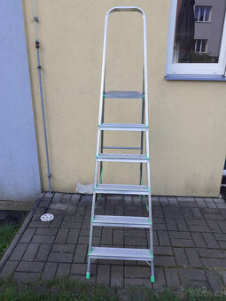 Hliníkové štafle /schůdky/ 6 příček - 2