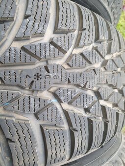 205 65 r16 nové zimní pneu Nokian 4ks, vzorek 8,25mm - 2