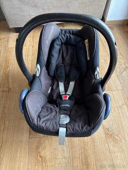 Autosedačka Maxicosi vč. novorozenecké vložky a fusaku - 2