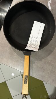 Litinová pánev - 2