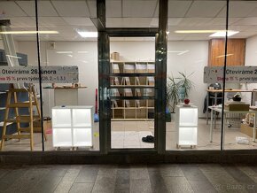 Ikea Eket - osvětlené - 2