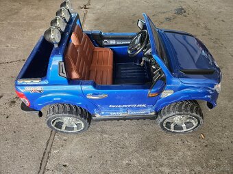 Elektické auto - minimálně používané - 2