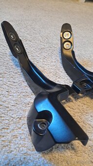 Yamaha fzs 600 držáky zrcátek - 2