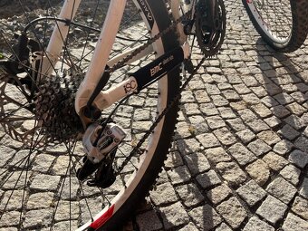 Celoodpružené kolo BMC Bomber - 2