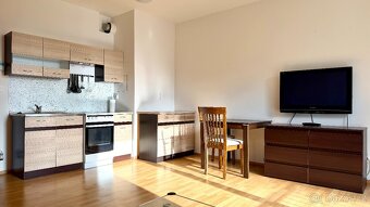 Pronájem bytu 1+kk   Praha 10 - 2