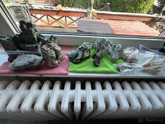 Kompletní akvárium 240l - 2