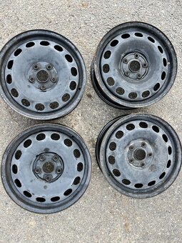 4x plechové disky - 2