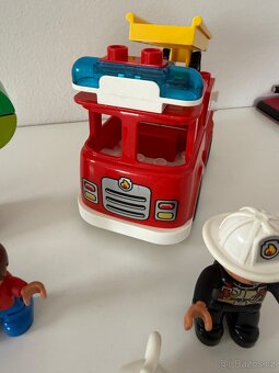 LEGO® DUPLO® 10901 Hasičské auto - 2