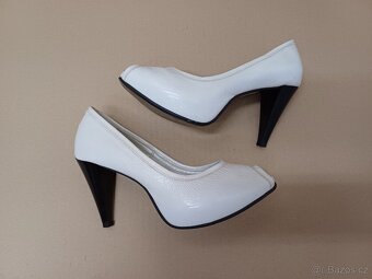 Bílé lodičky se skrytou platformou vel.36 - 2