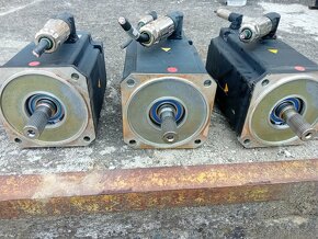 Servomotor KUKA - 2