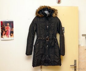 Teplý dámský kabát XS-S - 2
