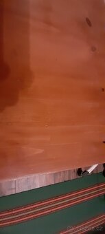 Jídelní stůl masiv - 2