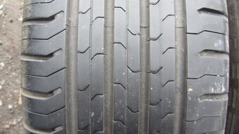 Letní pneu 215/55/17 Continental - 2