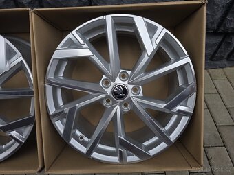 5x112 R18 Škoda Avior Octavia IV Nepoužite - 2