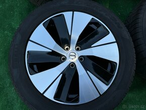 Originál alu kola Volvo XC40 zimní leštěné - 2