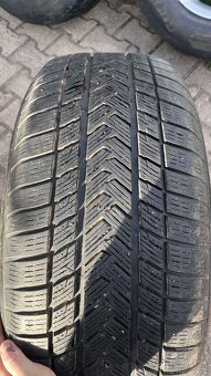 Zimní pneu 285/60 R18 116H - 2
