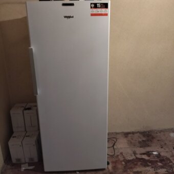 Velký mrazák Whirlpool - téměř nový - 2