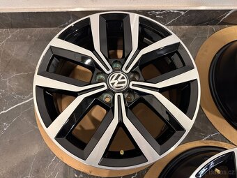 original Vw Passat B8 r17 Nivelles 3G0601025F - 2