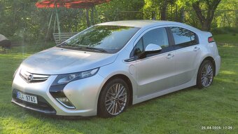 Opel Ampera 2014 – plug-in hybrid s plnou výbavou - 2