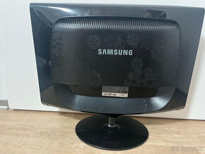 Samsung SyncMaster 2233BW černý - LCD monitor 22" - 2