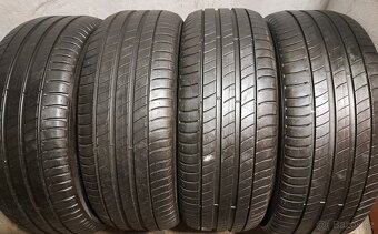 215/50/18 - 2