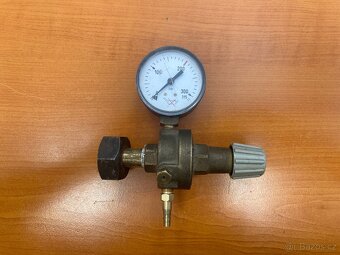 Redukční ventil na CO2 - 2