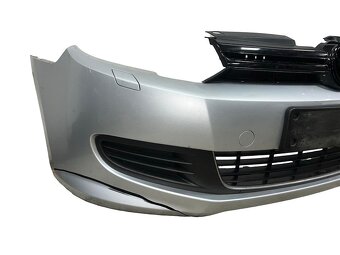 Přední nárazník stříbrná LA7W VW Golf 6 hatchback r.v. 2011 - 2